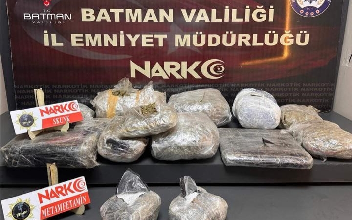 batmanda-uyusturucu-tacirleri-hassas-burun-hectorun-korkulu-ruyasi-oldu-E1jaI9XM.jpg