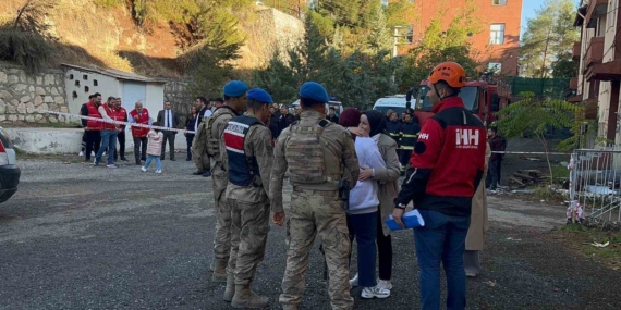 Benzersiz Tatbikat: Katılımcılar Rollerine Kendilerini Kaptırıp Coşkuyla Bağırdılar