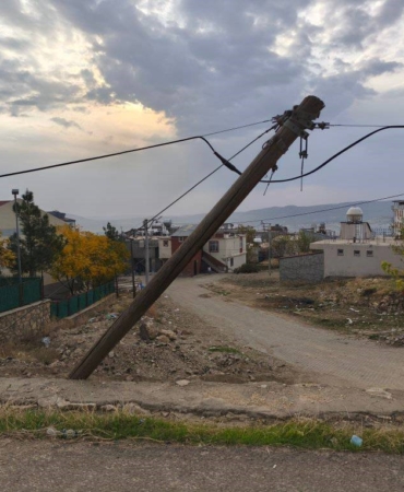 diclede-egri-direk-degistirilmesi-icin-vatandaslardan-cagri-bsw5VOrD.jpg