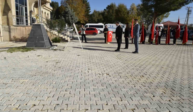 diclede-ogretmenler-gunu-coskuyla-kutlandi-24-kasim-ozel-etkinlikleri-i9Kpxau7.jpg