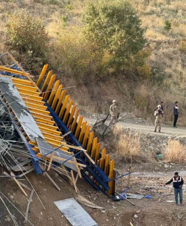 diyarbakir-viyaduk-kazasinda-can-kaybi-4e-yukseldi-rKcPgYNE.jpg