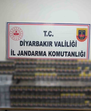 diyarbakirda-kacakcilik-operasyonlari-10-bin-dolu-makaron-ve-3-bin-paket-sigara-ele-gecirildi-2ZHR4L9L.jpg