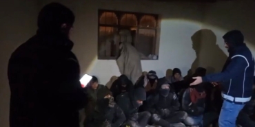 dogubayazitta-duzensiz-gocmen-kacakciligi-operasyonu-14-gocmen-kurtarildi-dH1hXb9X.jpg