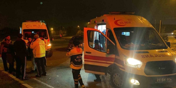 Elazığ’da Feci Trafik Kazası: 6 Kişi Yaralı!