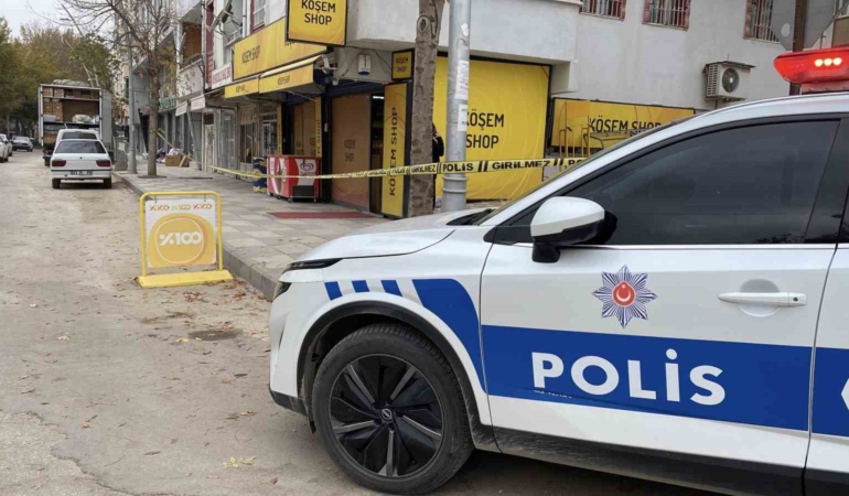 elazigda-is-yerine-gerceklestirilen-silahli-saldiri-detaylar-ve-son-gelismeler-8VvVJGkR.jpg