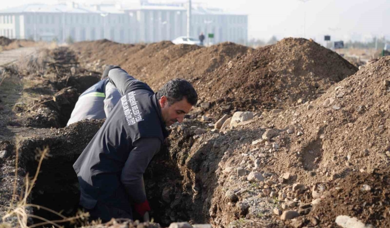 erzurumda-kis-oncesi-mezar-hazirliklari-onemli-adimlar-Cyyw9Szw.jpg