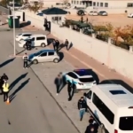 Gaziantep'te Traktörle Çarpışan Araç Kanalda Uçtu: 4 Yaralı! thumbnail