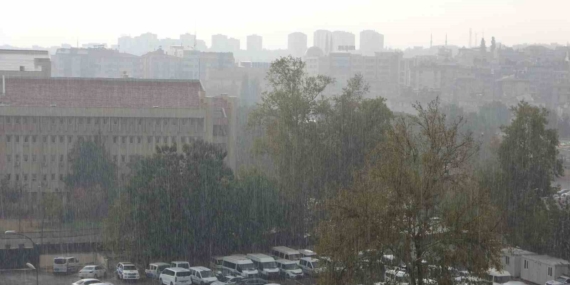 Gaziantep’te Şiddetli Yağış Alarmı: Doğa Nehrini Coşturdu