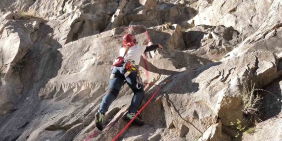 Gençlere Yönelik Zorlu Tırmanış Eğitimi: Sınırları Zorlamak
