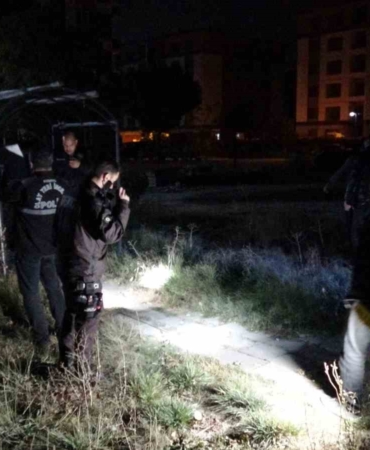 kacan-hirsizlik-zanlilari-yol-uzerinde-isciyi-silahla-yaraladi-hdxYziPl.jpg
