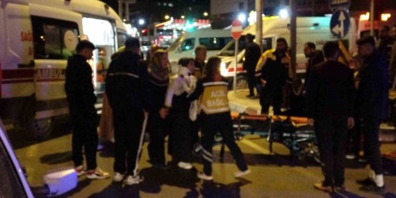 Kaçan Sürücü Kazanın Ardından Araçta Bıraktı: 3 Yaralı