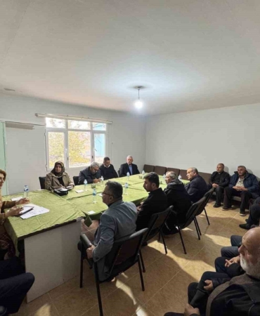 olmeztopraktan-muhtarlarla-istisare-ve-ogretmenler-gunu-bulusmasi-hastanede-umut-dolu-anlar-8eLmNwkb.jpg