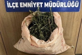polis-kacmaya-devam-eden-uc-kisinin-uzerinden-uyusturucu-cikti-fxtmI1uB.jpg