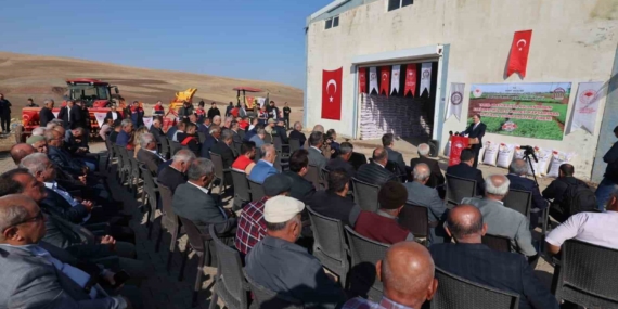 Siirt’te 203 Ton Kırmızı Mercimek Çiftçilere Dağıtıldı: Tarımda Yeni Bir Destek!
