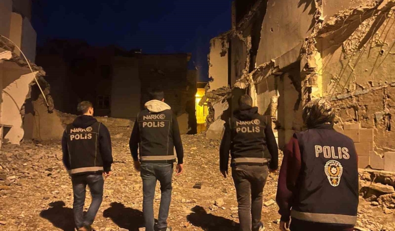 siirtte-5-farkli-noktada-uygulanan-narko-alan-faaliyeti-MPK4YAkl.jpg