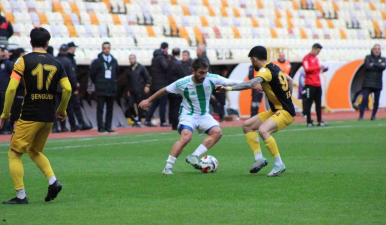 3-lig-mucadelesi-malatya-yesilyurtspor-ve-agri-1970-sk-beraberlikte-sona-erdi-E1FKHFeC.jpg