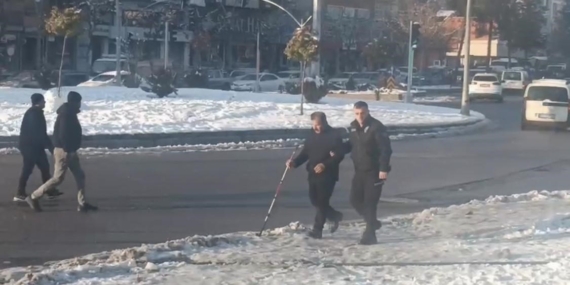 Batman Polisinden İlham Verici Davranışlar