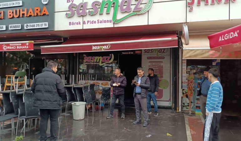 batmanda-borekcide-yangin-facianin-esiginden-donuldu-mFbyNjim.jpg