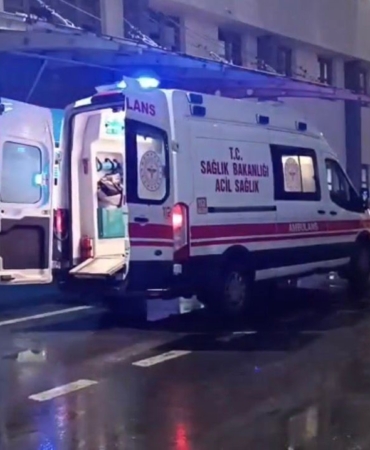 batmanda-otobus-ve-cekici-carpisti-11-yarali-PPh6b5fn.jpg