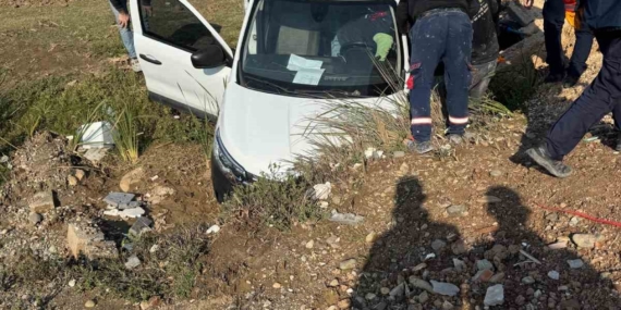 Batman’da Otomobilin Su Kanalına Düşmesi Sonucu 1 Kişi Yaralandı