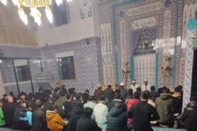 cermikte-genclerin-bir-araya-geldigi-cami-bulusmasi-MhRwF9sA.jpg