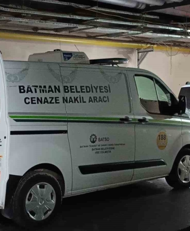 damda-kar-temizlerken-duserek-hayatini-kaybeden-yasli-adamin-uzucu-hikayesi-dRGY6gHf.jpg