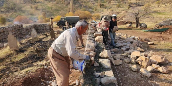 Derecik’te Bir Vefa Hikayesi: Şehit Mezarlıkları Yeniden Hayat Buldu