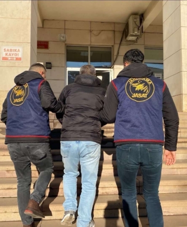 diyarbakirda-120-hukumlu-yakalandi-kesinlesmis-hapis-cezalari-ile-operasyon-EJGz2BeJ.jpg