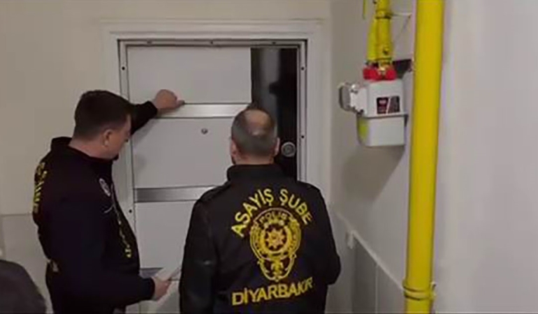 diyarbakirda-baslatilan-fuhus-operasyonunda-25-tutuklama-lhRzkFn5.jpg