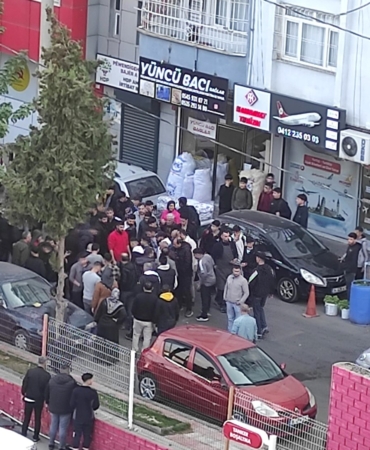 diyarbakirda-kardeslere-yonelik-silahli-saldiri-2-kisi-yaralandi-bhW2ewJB.jpg