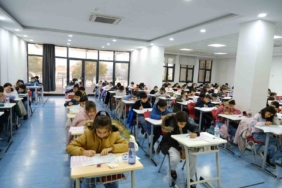 diyarbakirda-matematik-sinavina-3-bin-basvuru-ogrenciler-buyuk-ilgi-gosterdi-B7adEPv8.jpg