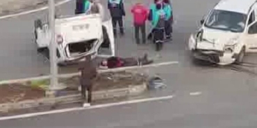 diyarbakirda-ters-donerek-kaza-yapan-aracta-iki-yarali-HCpFLtjq.jpg