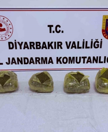 diyarbakirda-uyusturucu-operasyonunda-38-kilo-esrar-yakalandi-LkGdpg1Q.jpg