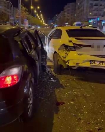 diyarbakirda-zincirleme-trafik-kazasi-uc-kisi-yaralandi-iALbQEqg.jpg