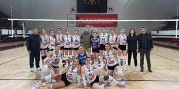 elazig-belediyespor-kadin-voleybol-takimi-zirveye-kosuyor-gVigt4He.jpg