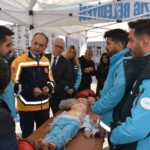 Elazığ'da Apartman Çatısında Sobadan Kaynaklanan Duman Alarmı thumbnail