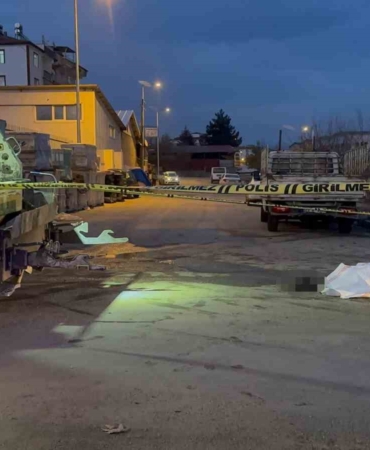 elazigda-cop-kamyonu-altinda-kalarak-hayatini-kaybeden-isci-MW4PywED.jpg