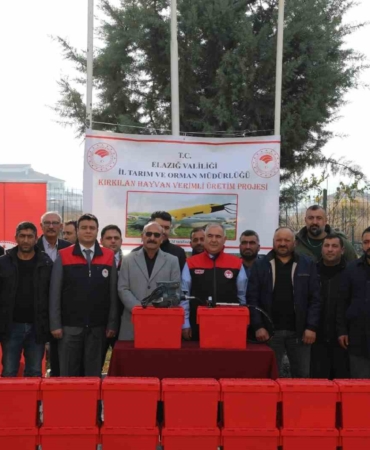 elazigda-hayvan-ureticilerine-yenilik-kirkim-makinesi-dagitimi-JHNia4U1.jpg