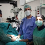 Asansör bakımı için çatıya çıkan işçiler asılı halde erkek cesediyle karşılaştı thumbnail