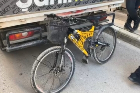 elazigda-pikapla-carpisan-bisikletli-genc-yaralandi-8xlmmYZ8.jpg