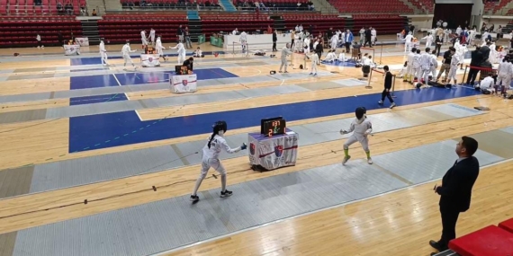 Elazığlı Elif Reyyan, Eskrimde Türkiye Şampiyonu Olmayı Başardı!