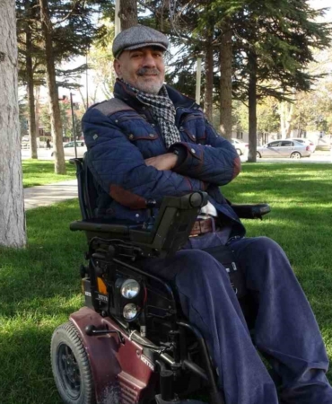 engelli-bireylerden-erisilebilir-sehir-istegi-PgtunmaQ.jpg