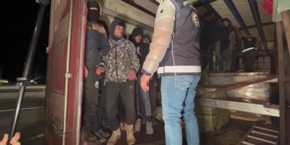 Erzurum’da Kaçak Göçmenlerin Umut Dolu Yolculuğu Son Buldu