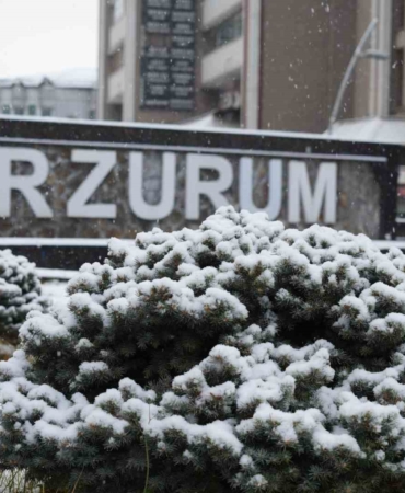 erzurumda-karla-gelen-beyaz-surpriz-gDzfONyR.jpg
