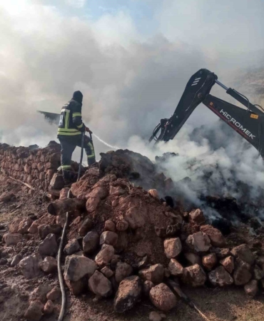 erzurumda-korkunc-yangin-21-buyukbas-hayvan-telef-oldu-rgRzr9wa.jpg