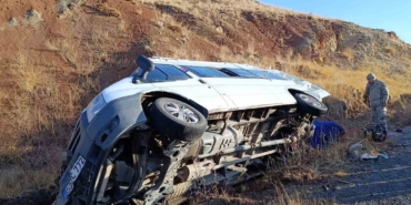 erzurumda-ogretmen-servis-minibusu-devrildi-7-kisi-yaralandi-rcb8zbmv.jpg