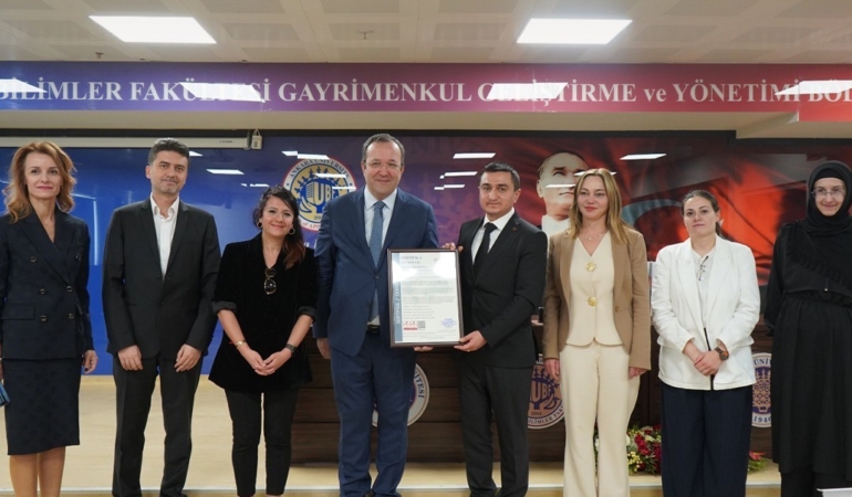 firat-edas-yenilikci-yapay-zeka-yonetim-sistemi-ile-akreditasyonunu-aldi-ecyyHXkZ.jpg
