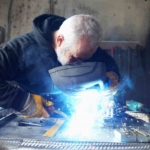 Yüksekova'da Mezarlıklara Yoğun İlgi Gösterildi thumbnail