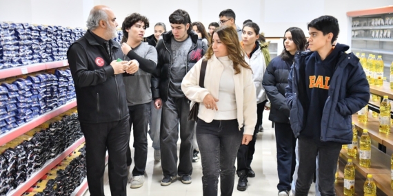 Gençlere Yardımlaşma ve Tarih Bilinci Aşılayan “İyilik Elçisi” Projesi