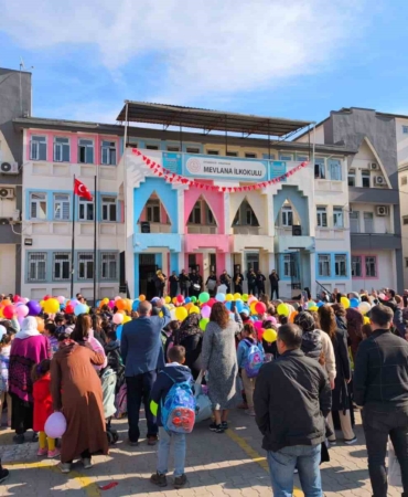 ilkokul-ogrencileri-bando-takimi-ile-eglenceli-bir-gun-gecirdi-t8r2aqm3.jpg